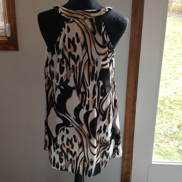 Top - Picture 3 of 4